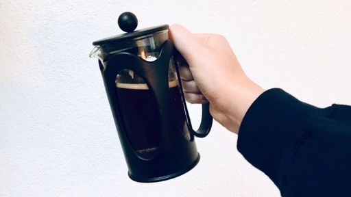 Zet koffie met een Cafetière, voor de Thuisbarista